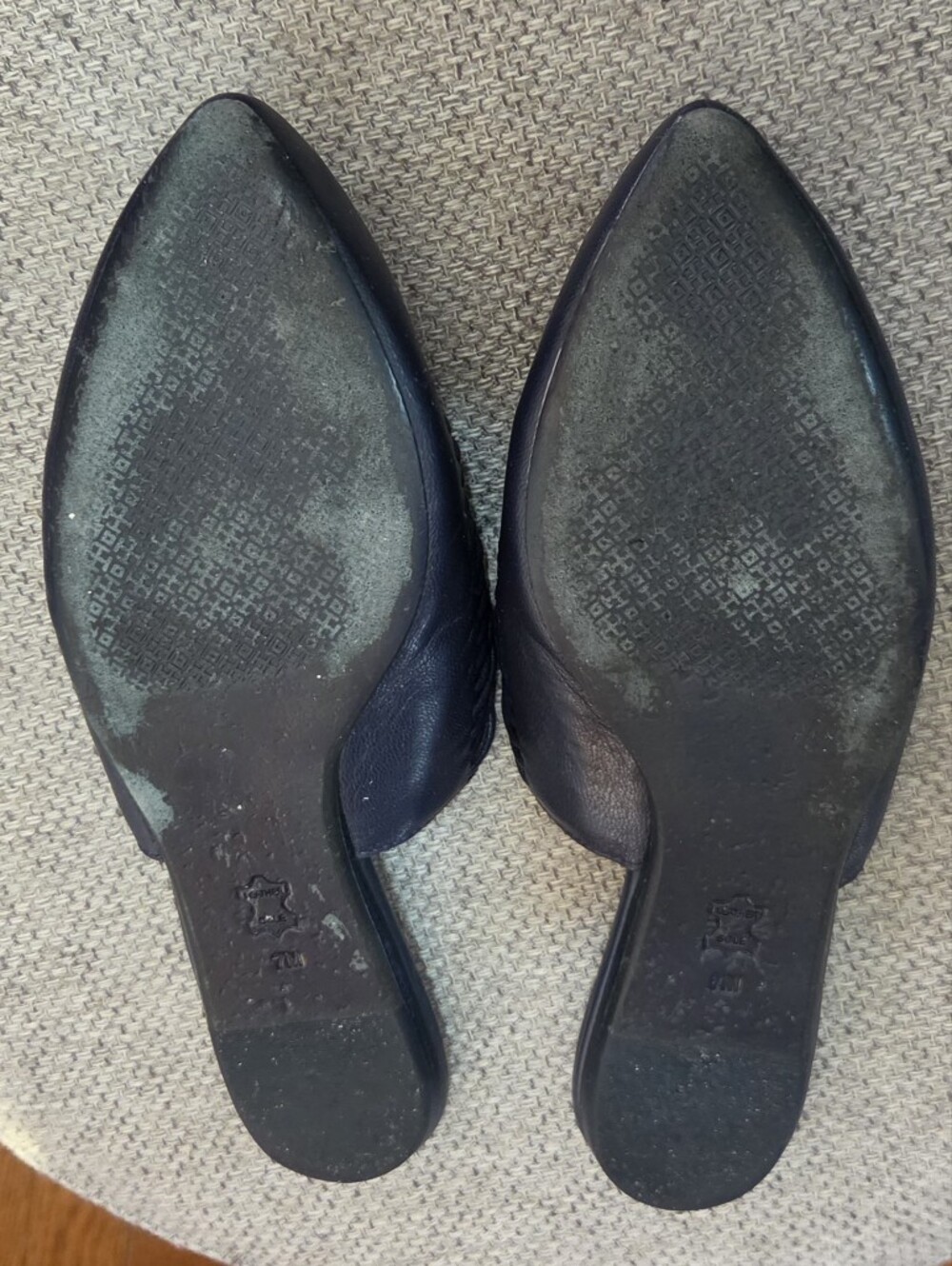Tory Burch Sienna Black Leather Pointed Toe Woven Flat Slide Mules Size 7M - Picture 12 of 14